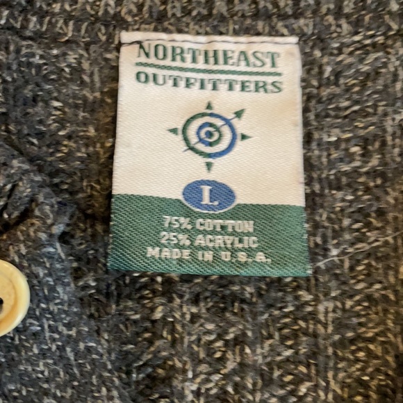 Northeast Outfitters Large Grey Men’s Sweater - Picture 3 of 11